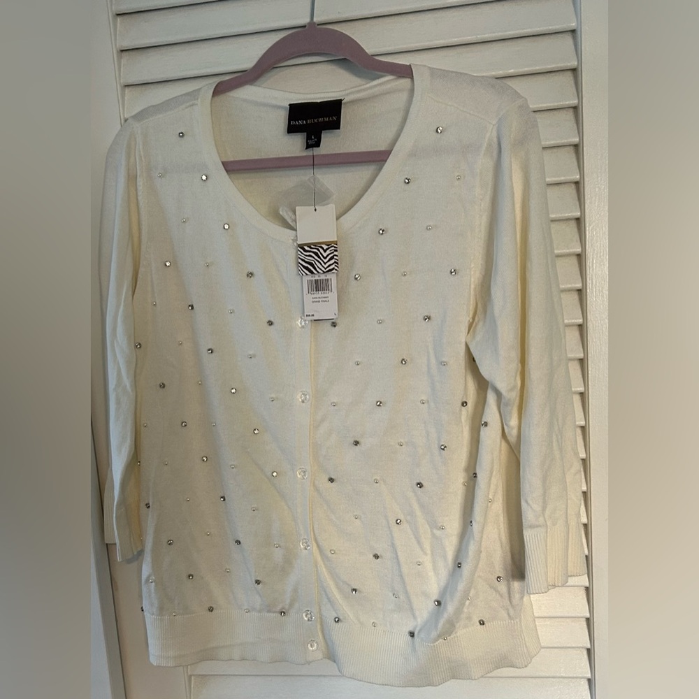 NWT Dana Buchman off white cardigan with rhinestones and pearls in size large
